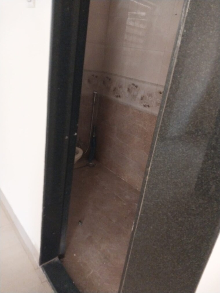 Bathroom, wadgaon sheri 1 RK 400 Sq.Ft. Apartment In Wadgaon Sheri Pune 10166630