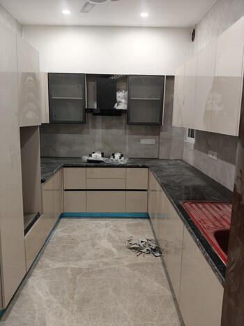 2 BHK Builder Floor for Rent in Bhogal, Delhi