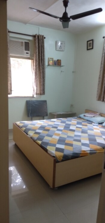 Pg for Rent in Irla, Mumbai