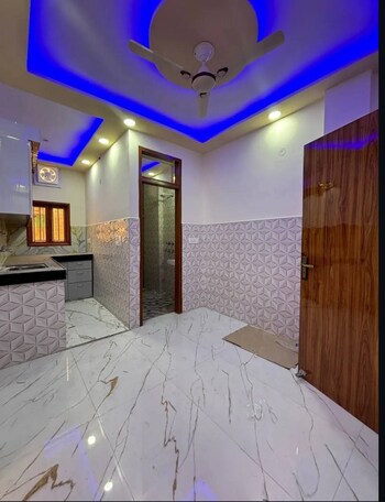 5 BHK House for Sale in Dwarka Mor, Delhi
