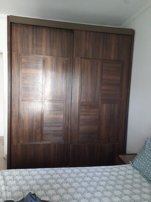 Bedroom in 2 BHK Apartment at Zinnia CHS, Powai – for Rent