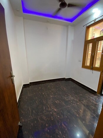 2 BHK Builder Floor for Sale in Uttam Nagar, Delhi