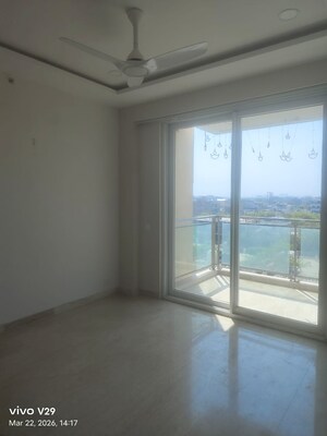 3 BHK Apartment For Rent in Ambience Creacions, Sector 22