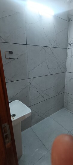 6 BHK + Pooja Room Independent House For Sale in RWA Apartments Sector 20