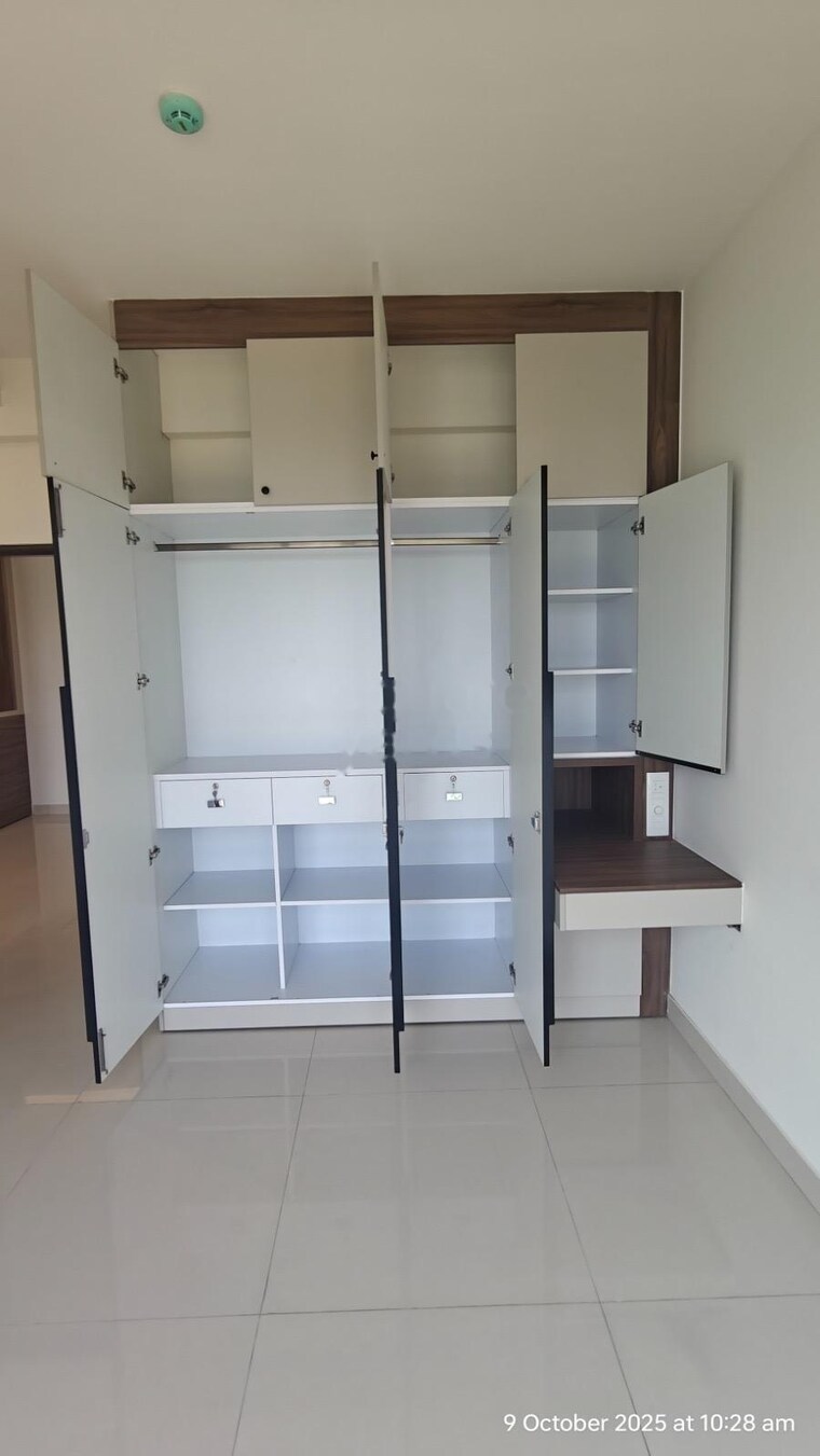 Bathroom, purva-atmosphere 3 Bedroom 2000 Sq.Ft. Apartment In Thanisandra Main Road Bangalore 10177189