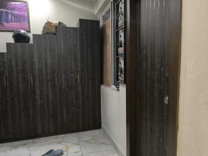 Building Lobby in 4 BHK Builder Floor at Puri Vip Floors, Sector 81 – for Sale