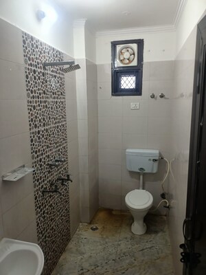 Bathroom in 2.5 BHK Builder Floor at Sector 23 Dwarka – for Rent