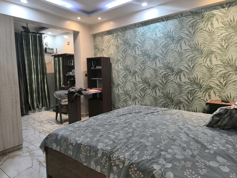 Bedroom, puri-vip-floors 4 Bedroom 4500 Sq.Ft. Builder Floor In Sector 81 Faridabad 10177122