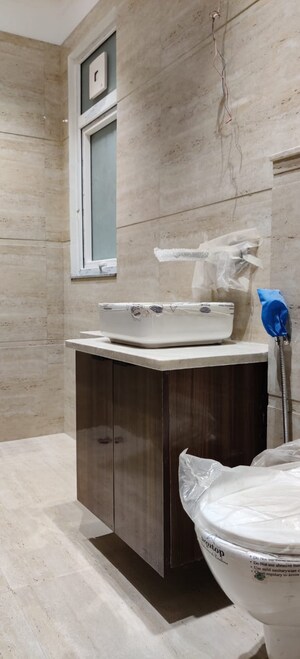 Attached Bathroom in 3 BHK Builder Floor at Sector 45 – for Rent