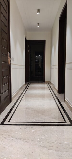  3 BHK Builder Floor at Sector 45 – for Rent