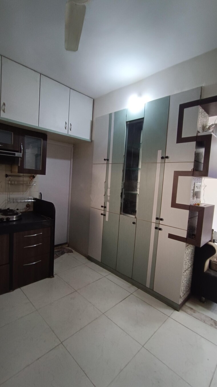Kitchen, laxmi-vridavan 3 Bedroom 700 Sq.Ft. Apartment In Pimple Saudagar Pune 10177355