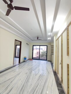3 BHK + Pooja Room Builder Floor For Rent in Sector 38