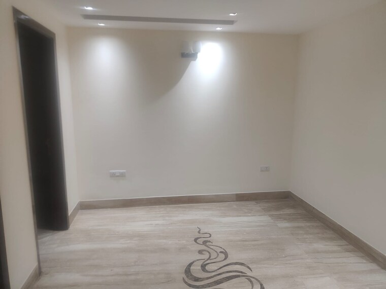 Room, hauz khas 3 Bedroom 250 Sq.Yd. Builder Floor In Hauz Khas Delhi 10177369