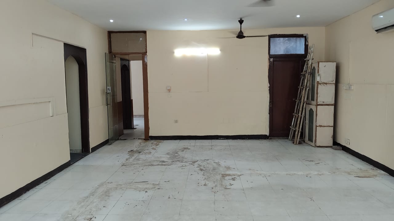 3 BHK + Extra Room Builder Floor For Rent in Hauz Khas