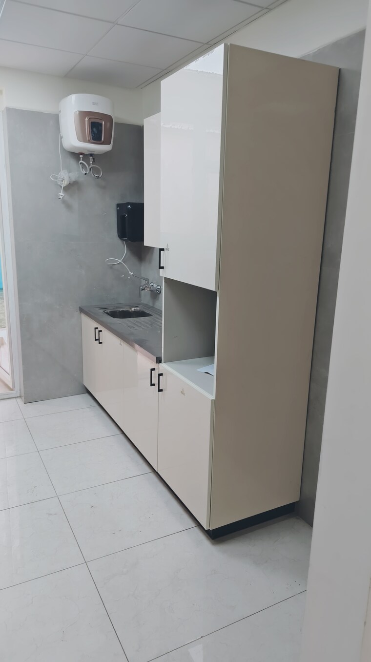 Bathroom, amrapali-verona-heights-phase-ii 3 Bedroom 2130 Sq.Ft. Apartment In Amrapali Leisure Valley Greater Noida 10177520