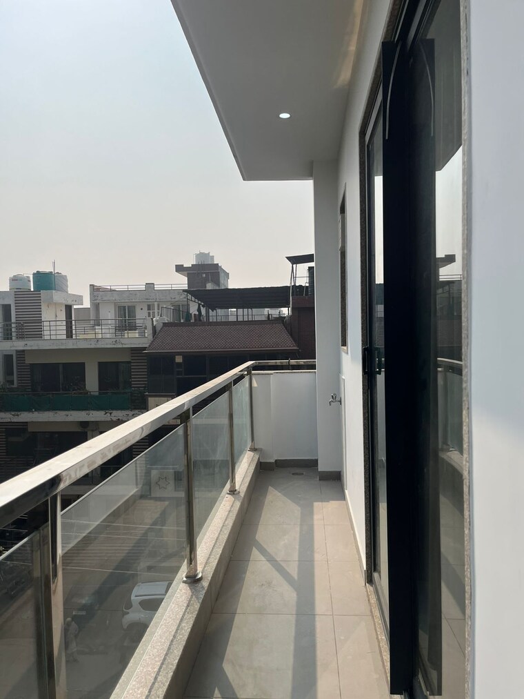 Balcony, sector 38 3 Bedroom 1800 Sq.Ft. Builder Floor In Sector 38 Gurgaon 10177546
