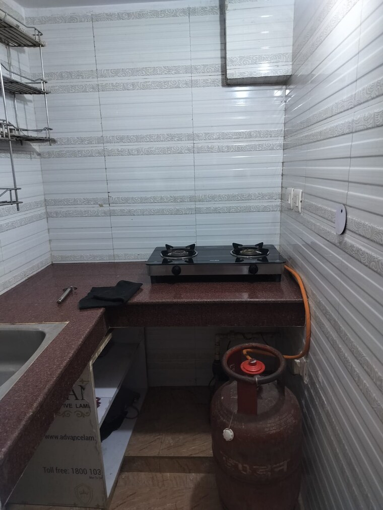 Kitchen, rwa-apartments-sector-26 1 RK 350 Sq.Ft. Villa In Sector 26 Noida 10177559