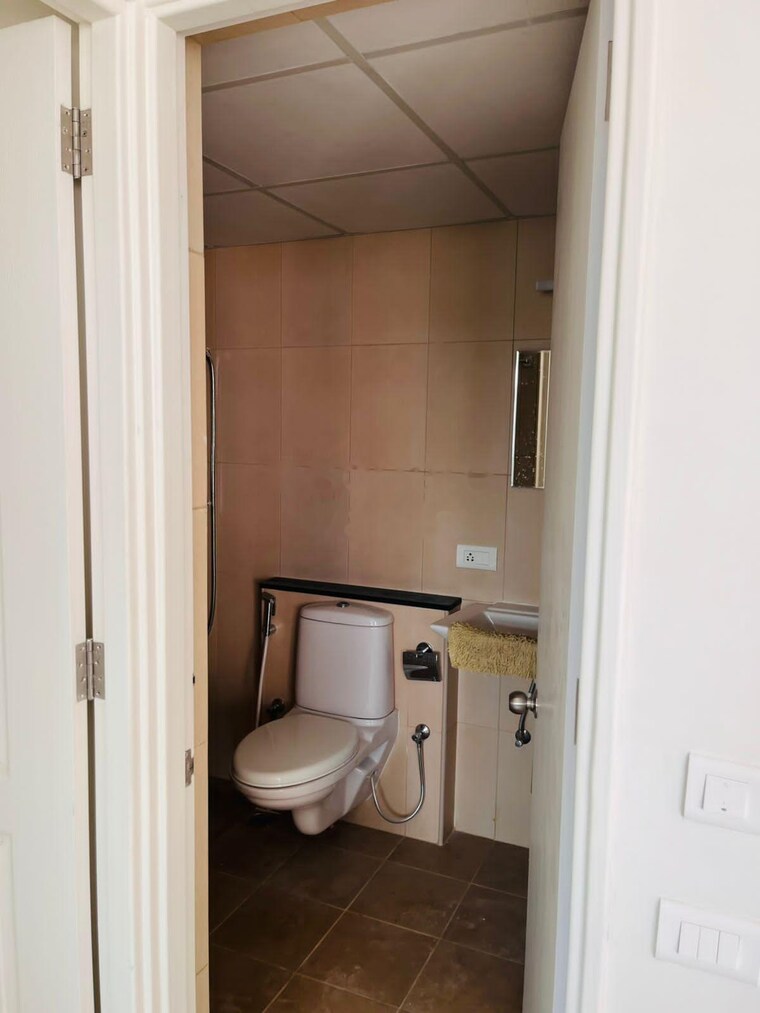 Bathroom, brigade-parkside-north 2 Bedroom 1050 Sq.Ft. Apartment In Jalahalli Bangalore 10177543