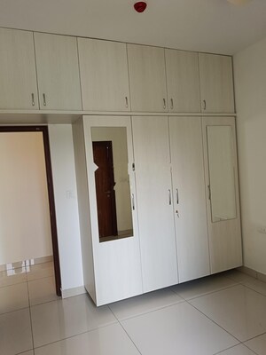 Room in 3 BHK Apartment at Avalon Park At The Prestige City, Sarjapur Road – for Rent