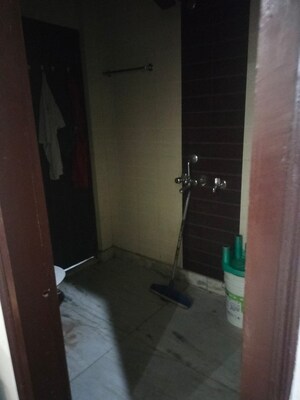 Bathroom in 2 BHK Builder Floor at Sector 38 – for Rent