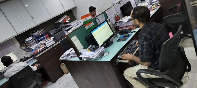 Team Area, true-westgate Commercial Office Space 1890 Sq.Ft. In Makarba Ahmedabad 10177731