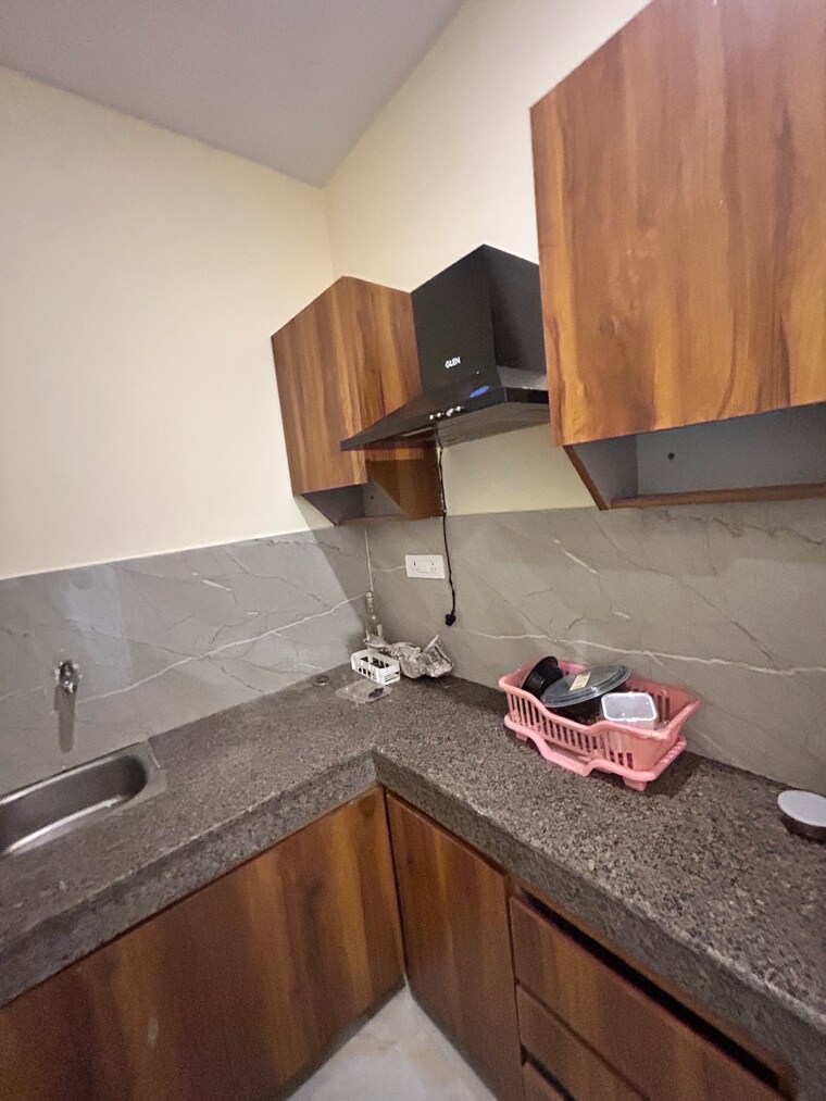 Team Area, dlf city phase 3 1 Bedroom 810 Sq.Ft. Builder Floor In Dlf City Phase 3 Gurgaon 10177728