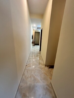 Furnished Amenities in 1 BHK Builder Floor at Dlf City Phase 3 – for Rent