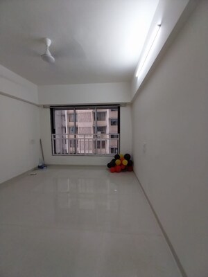 Room in 2 BHK Apartment at Crystal Armus, Chembur – for Rent
