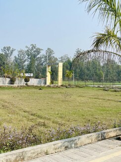 Plot For Sale in Biharigarh