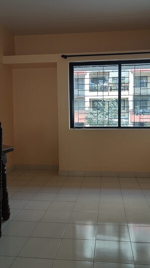 Room in 2 BHK Apartment at Oxford Blues, Wanowrie – for Rent