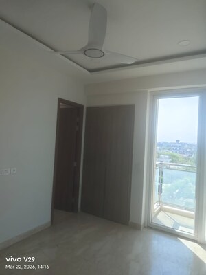Room in 4 BHK Apartment at The Rama Apartment, Sector 43 – for Rent