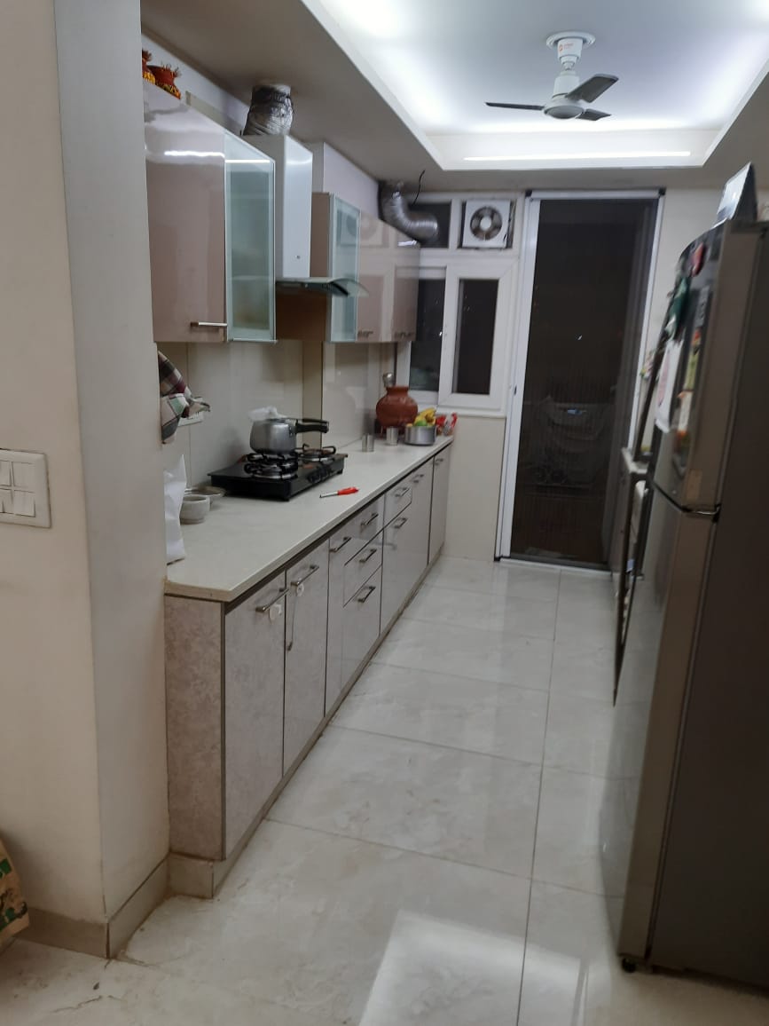 4 BHK + Servant Room Apartment For Rent in The Rama Apartment