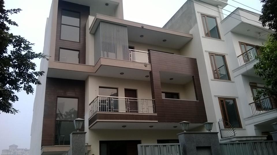2 BHK + Servant Room,Study Room,Extra Room,Store Room Independent House For Rent in Sector 4