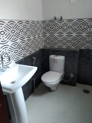 Team Area in 2 BHK Independent House at Sector 4 – for Rent