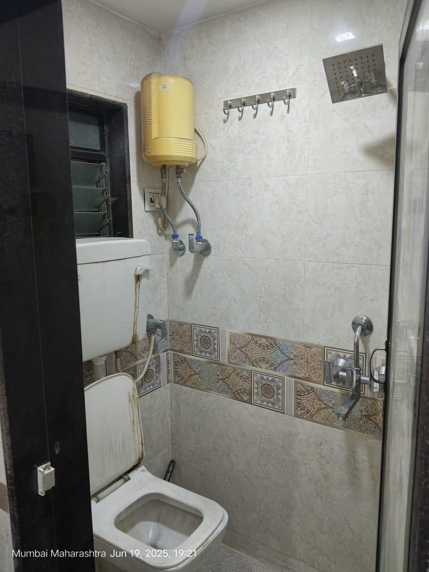 1 BHK + Extra Room Apartment For Rent in Jayant Sapphire