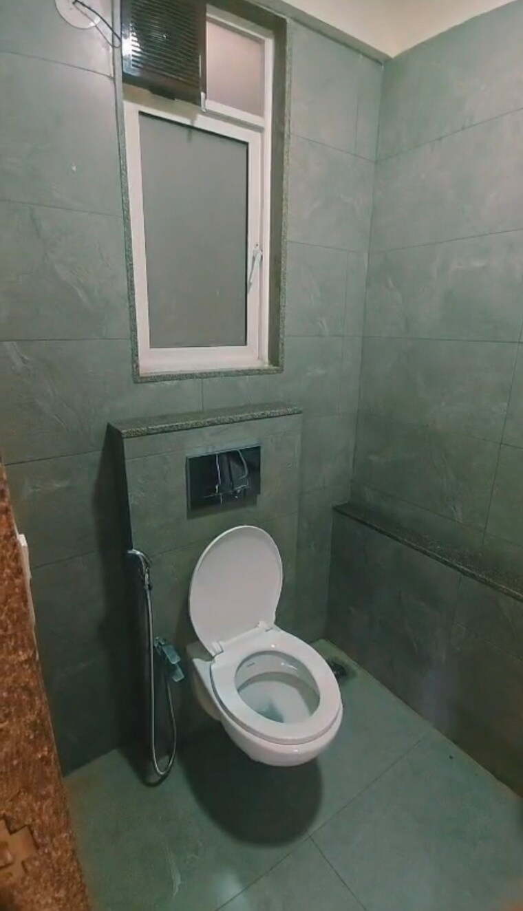 Bathroom, veena-smart-homes 2 Bedroom 756 Sq.Ft. Apartment In Kandivali West Mumbai 10181710