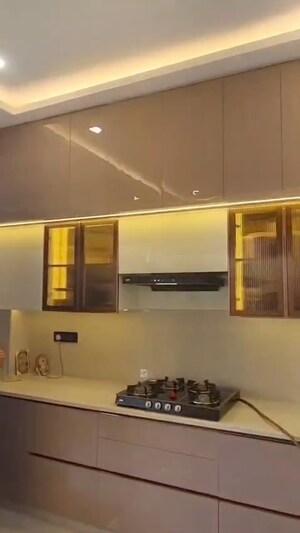 Living Room in 3 BHK Builder Floor at BPTP Parkland Pride, Sector 77 – for Sale