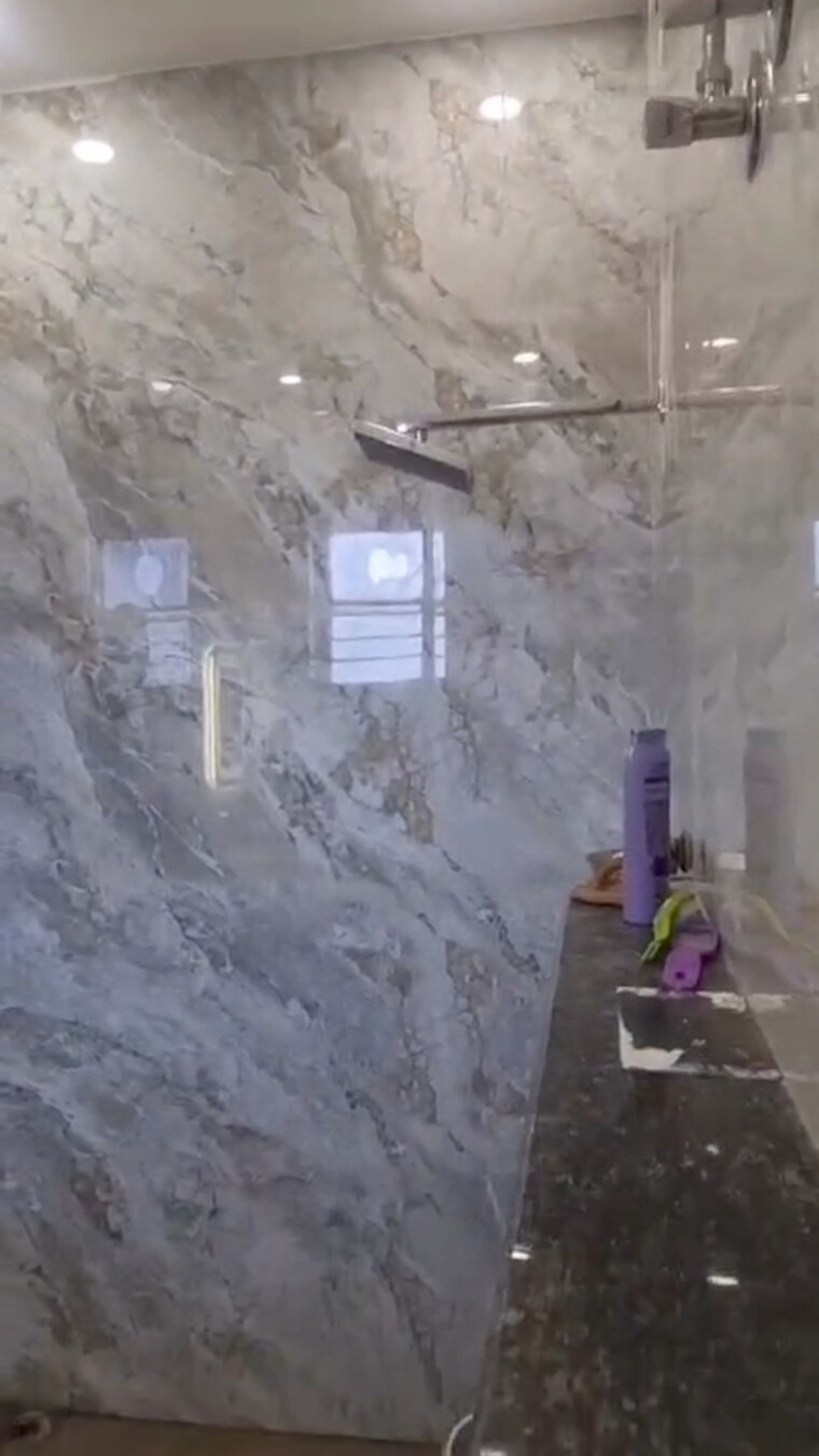 Bathroom, bptp-parkland-pride 3 Bedroom 278 Sq.Yd. Builder Floor In Sector 77 Faridabad 10182652