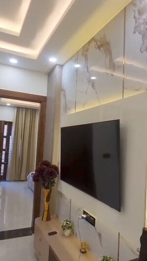 Kitchen in 3 BHK Builder Floor at BPTP Parkland Pride, Sector 77 – for Sale