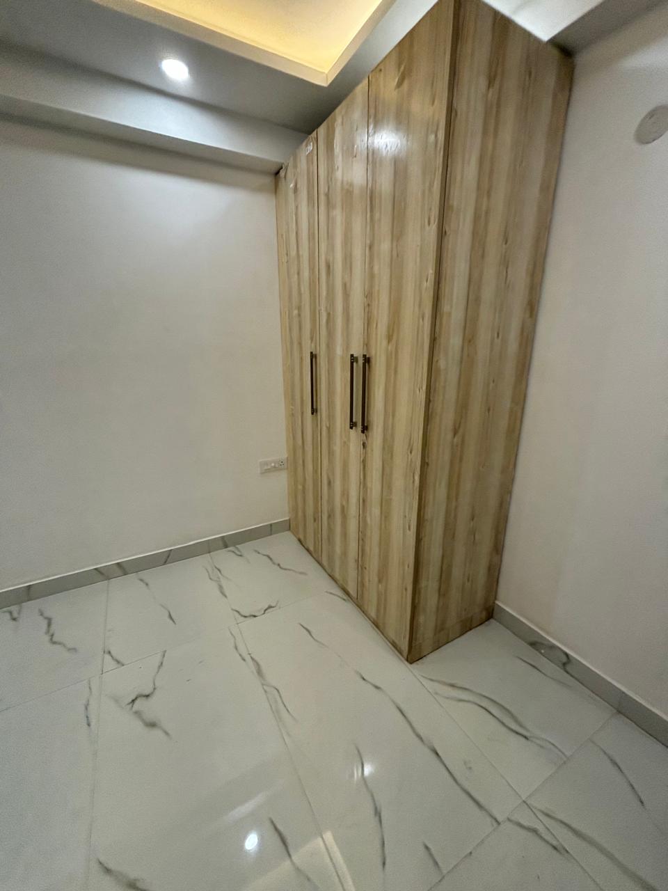1 BHK + Pooja Room Apartment For Sale in Green Square
