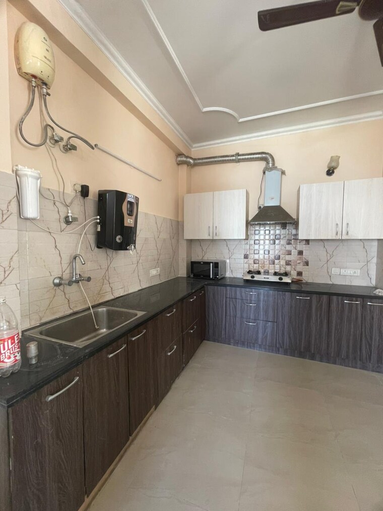 Kitchen, sector 40 2 Bedroom 1200 Sq.Ft. Builder Floor In Sector 40 Gurgaon 10183003