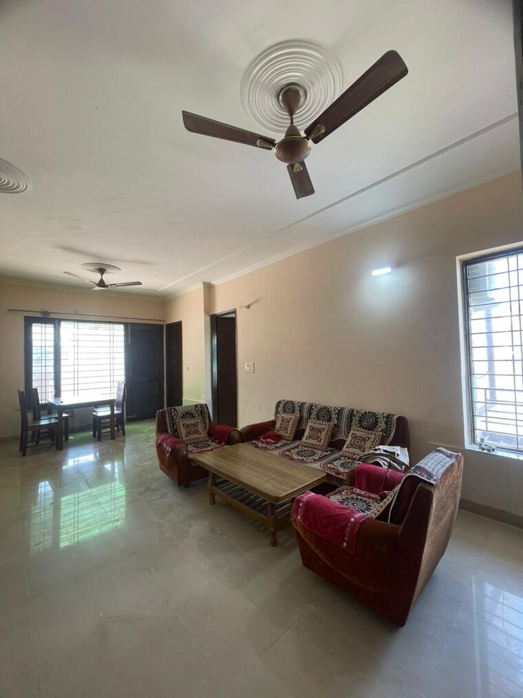 Living Room, sector 40 2 Bedroom 1200 Sq.Ft. Builder Floor In Sector 40 Gurgaon 10183003