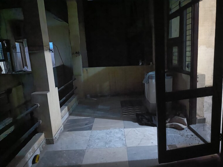 undefined, sector 9a 1 Bedroom 100 Sq.Yd. Independent House In Sector 9a Gurgaon 10183002