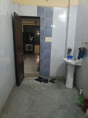 Bathroom in 1 BHK Independent House at Sector 9a – for Sale