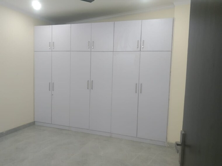 Room, sector 78 2 Bedroom 101 Sq.Yd. Builder Floor In Sector 78 Noida 10183439