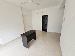 Team Area in 2 BHK Apartment at Lower Parel – for Sale