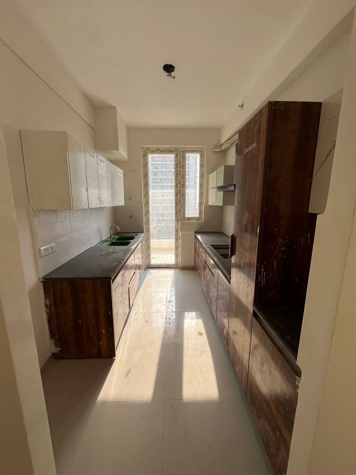 Kitchen, kharar road 3 Bedroom 1450 Sq.Ft. Apartment In Kharar Road Mohali 10186014
