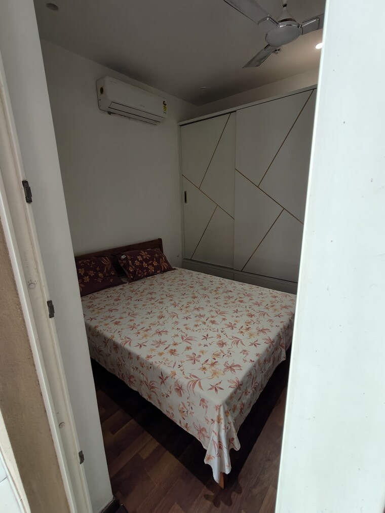 Bedroom, capital-residency-360 3 Bedroom 1900 Sq.Ft. Apartment In Sector 70a Gurgaon 10186118