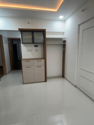 Room in 2 BHK Apartment at Anandtara Silicon Bay, Kalyani Nagar – for Rent