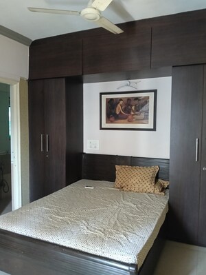 Bedroom in 2 BHK Apartment at Tharwani Heritage, Kharghar Sector 7 – for Rent